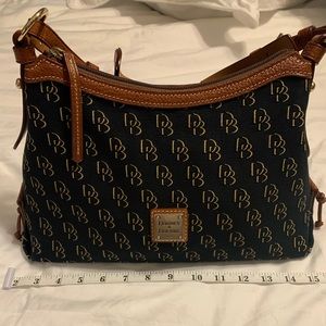 Dooney & Bourke purse
